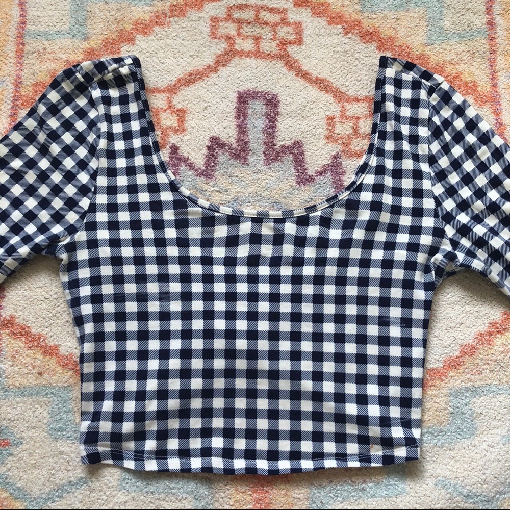 Gingham Cut-Out back Crop top